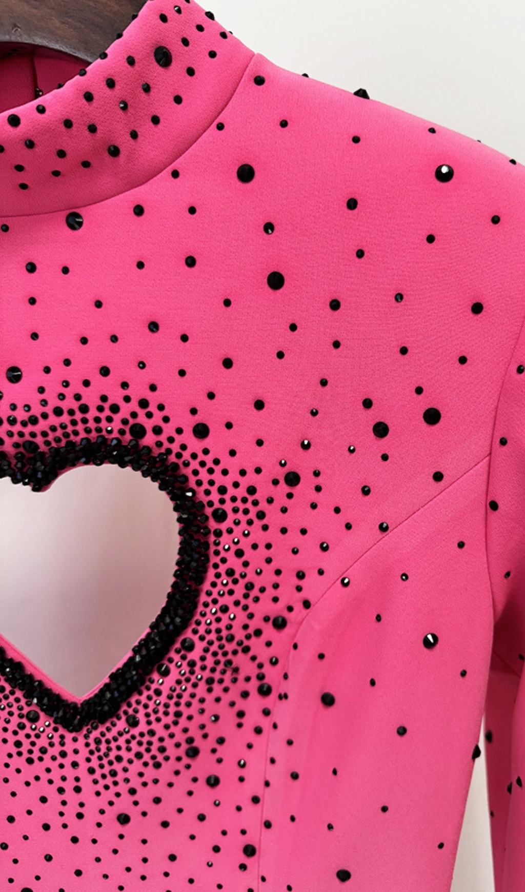 9ed768b3cb9436e06d3ebbc9822545a5.jpg Fashionslee Women Duri Pink Heart Embellished Long Sleeve Maxi Dress