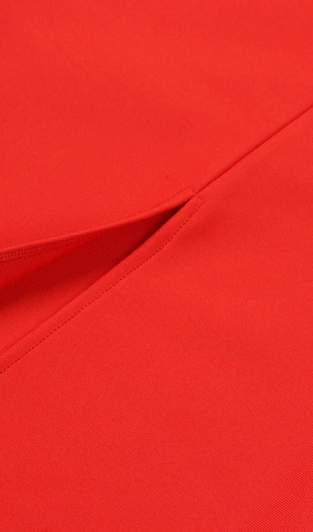 9f5784dd30d1f61ab9228604c77ce50a.jpeg Fashionslee Women Stretch Strapless Feather Trimmed Gown In Red