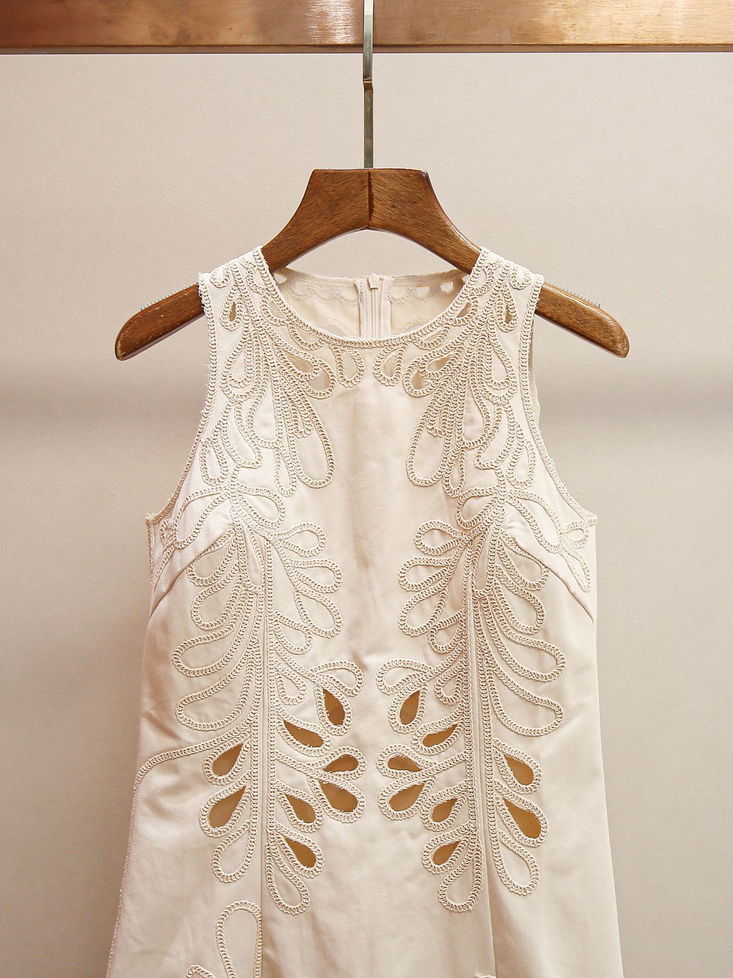 a0f3c617ec021346c3ff3400f6d3154d.jpg Fashionslee Women Ranetty Embroidered Dress
