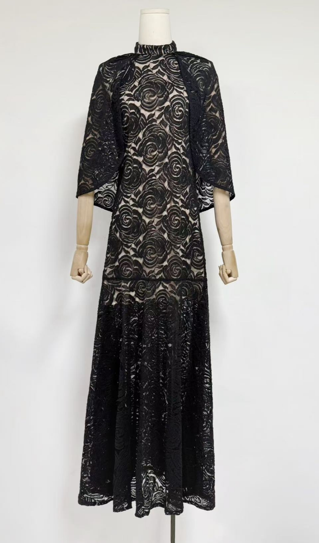 a0f8952149ff4707f5ad58af4b289079.jpg Fashionslee Women Earla Cloak Sleeve Embroidery Maxi Dress