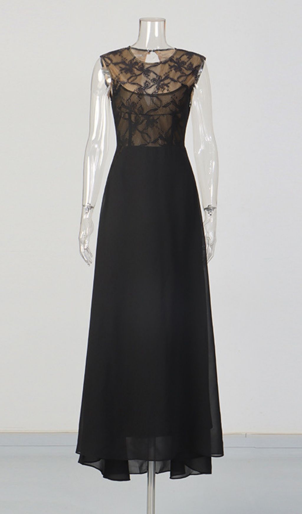 a130d7e395b770a142d22f966e52f35a.jpg Fashionslee Women Kensley Black Sleeveless Lace Maxi Dress