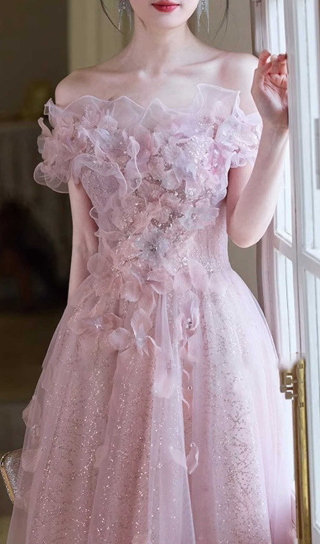 a1945458fb952548e6c1d99fc8652d04.png Fashionslee Women Hanne Pink Flower Off-Shoulder Maxi Dress
