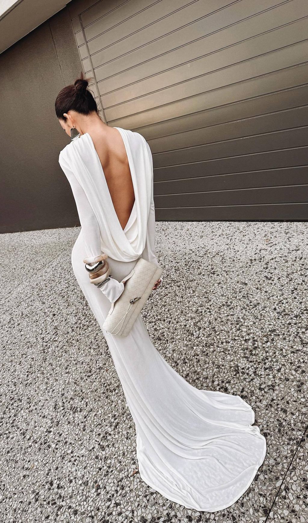 Fashionslee Women Joachim White Backless Long Sleeve Maxi Dress