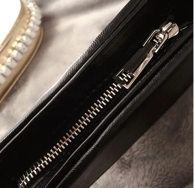a3d86cc5f7373f7eb89b51ee23b0741b.jpeg Fashionslee Women Black Love Diamond Leather Clutch