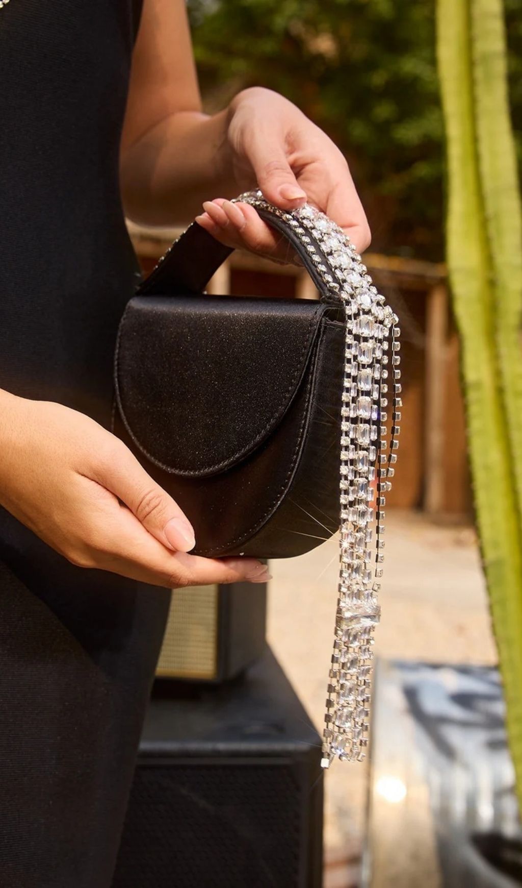 YELMAR VIRAL RHINESTONE FRINGE CROSSBODY BAG - OWNCI