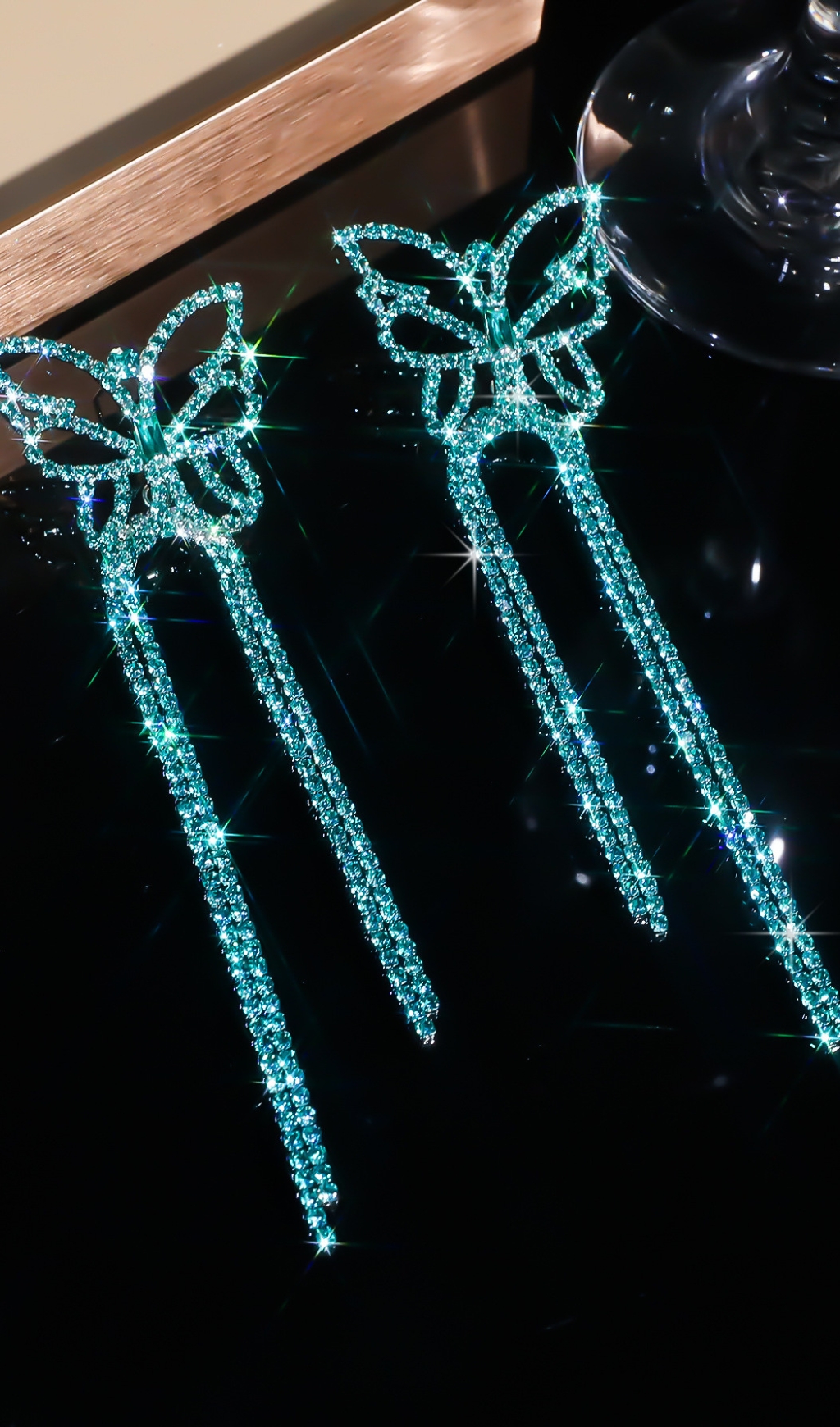 a889c69a1e7e2f5524e13b1438eb7e87.jpg Fashionslee Women Dougal Blue Rhinestone Butterfly Tassel Earrings