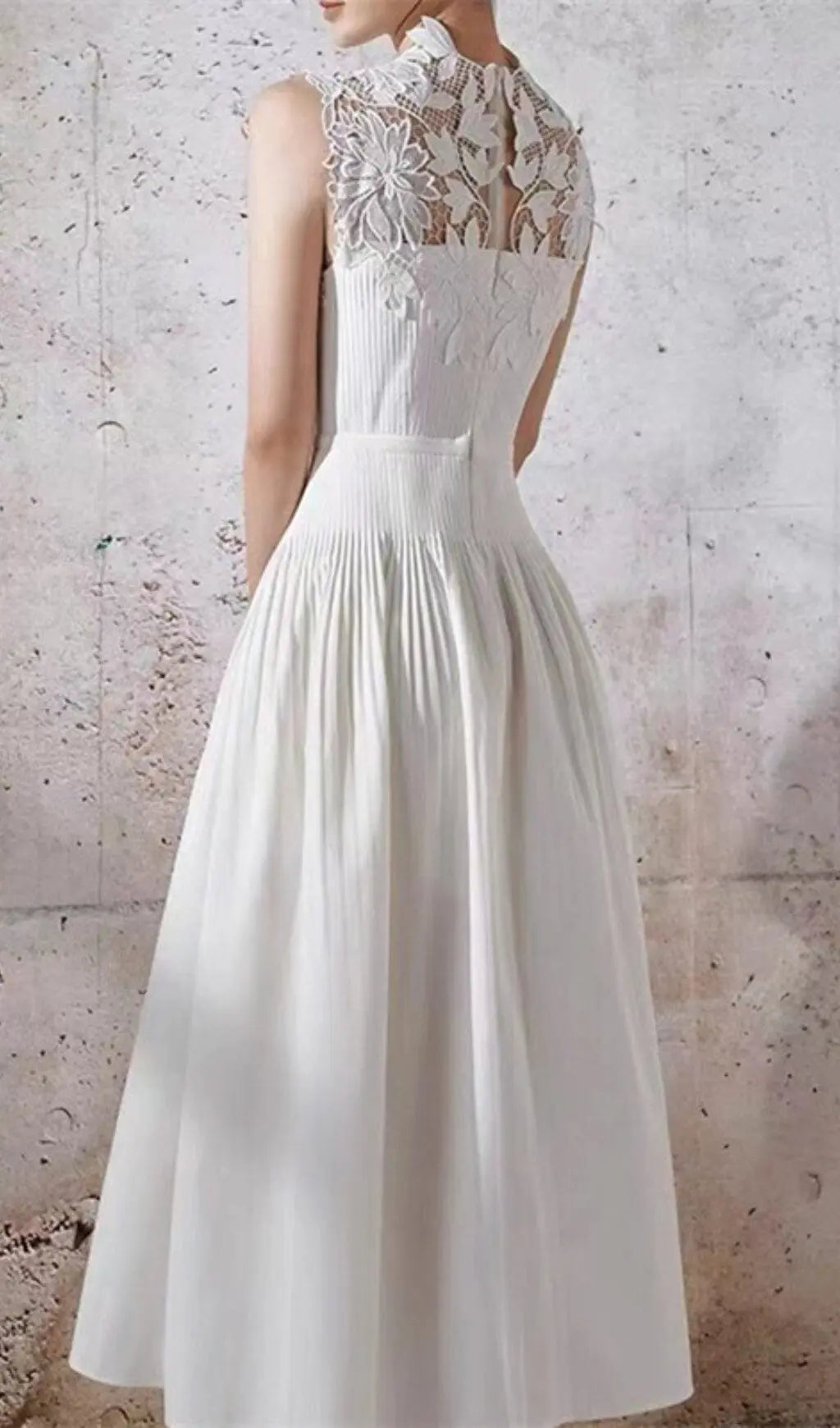 Fashionslee Women Floral Embroidery Maxi Dress In White