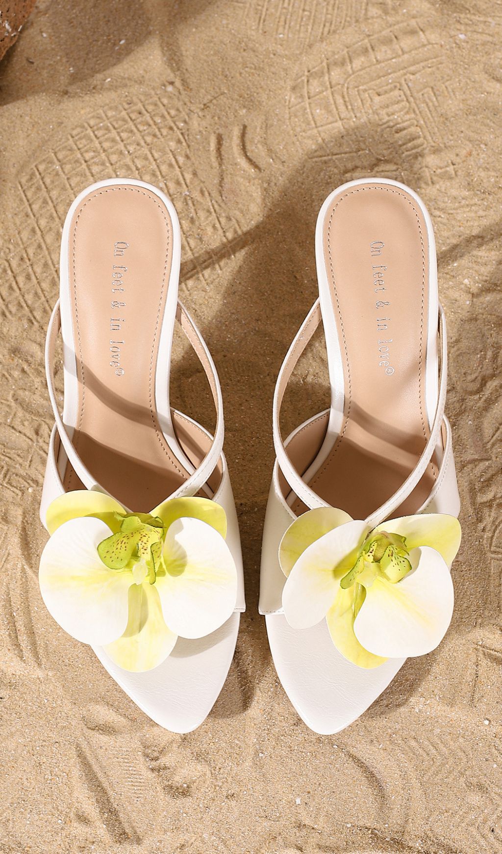 abb167350c5e4b9e94263ff5fc2a1279.jpg Fashionslee Women Hécate White Flower Sandals