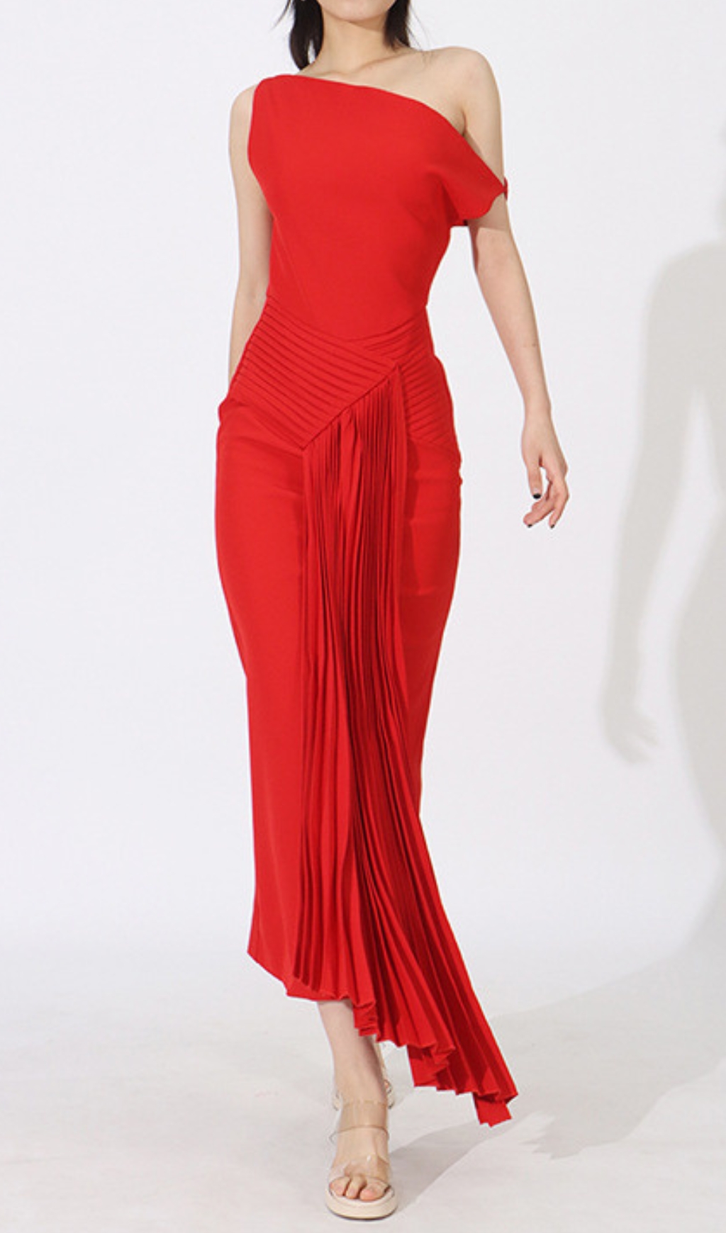 ad4cb9fe713cfa07ae2d398f9d6672f9.jpg Fashionslee Women Eren Pleated Maxi Dress