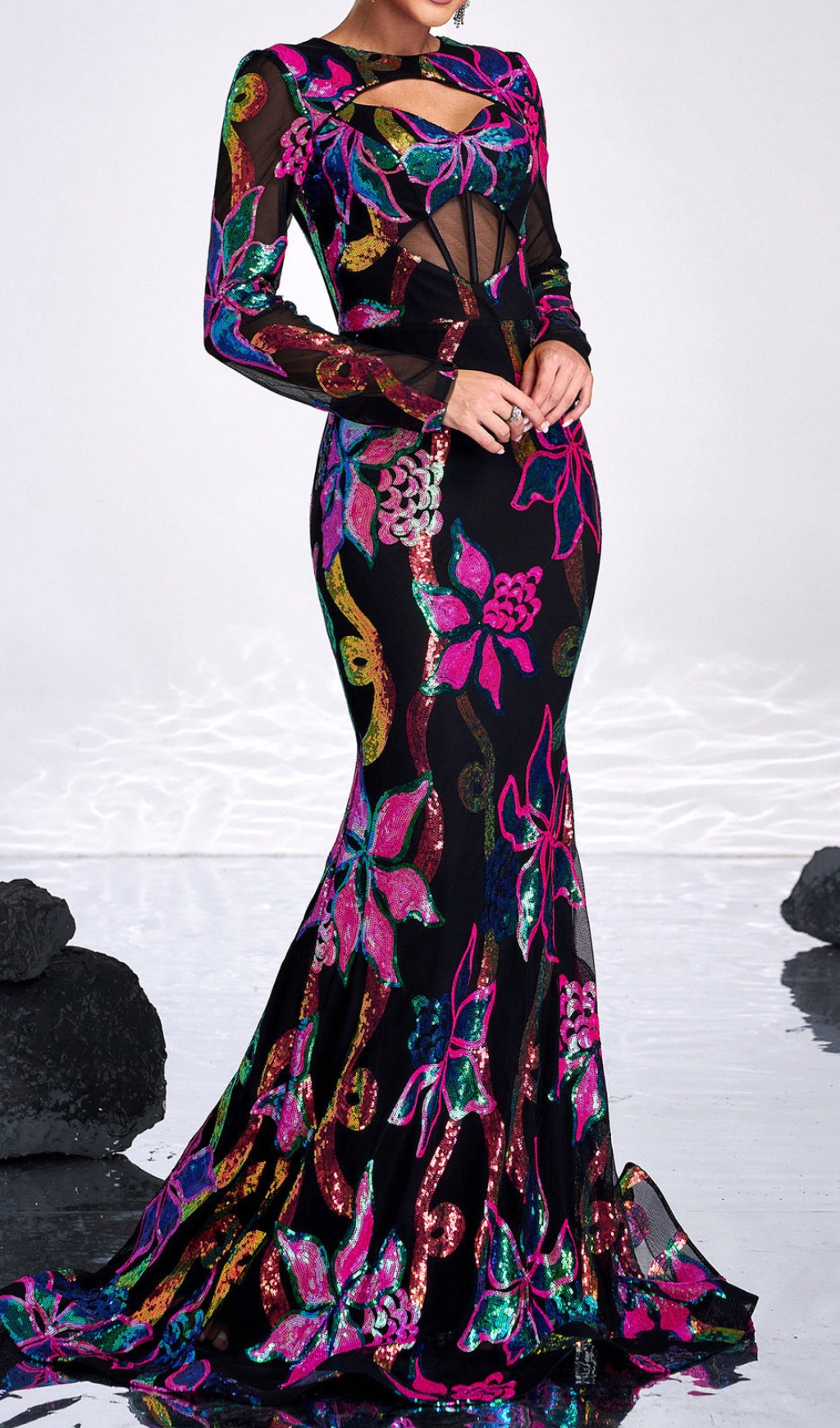 ad7f91508e3ced6e615362eb635497d2.jpg Fashionslee Women Carman Long Sleeve Flower Sequin Gown