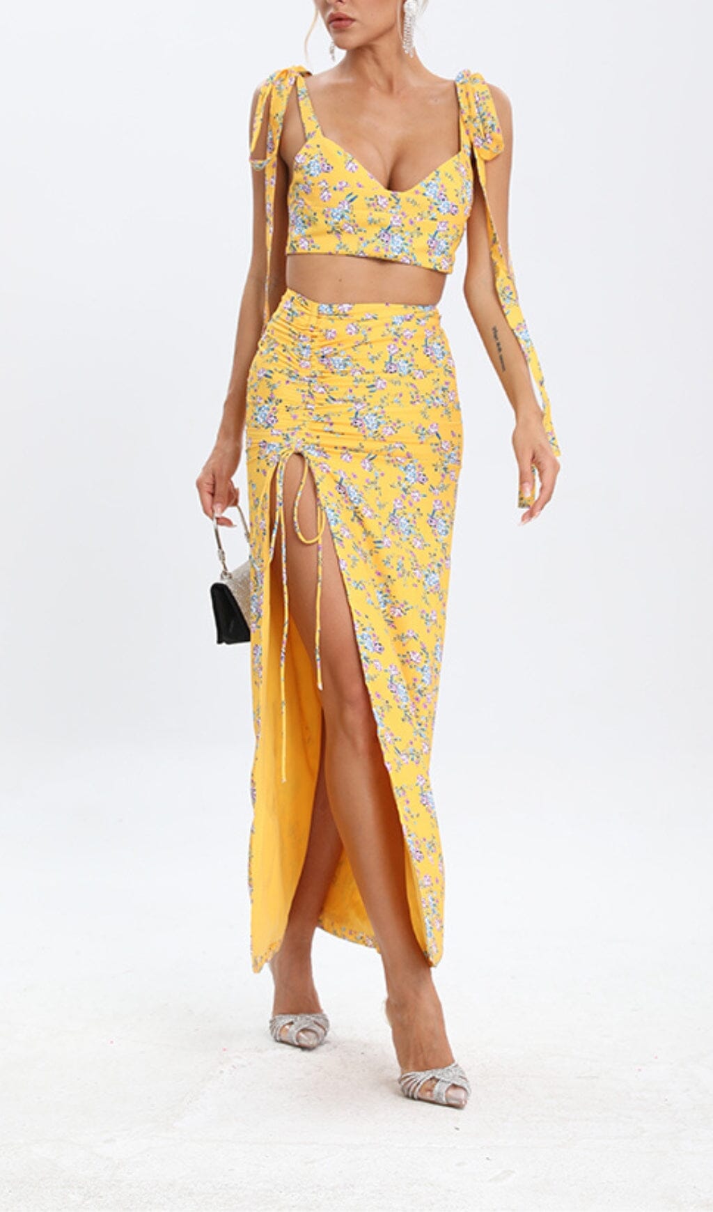 ada1d789d1e37eb89ee7d7b377f4b931.jpeg Fashionslee Women Floral Design Two Piece Set In Yellow