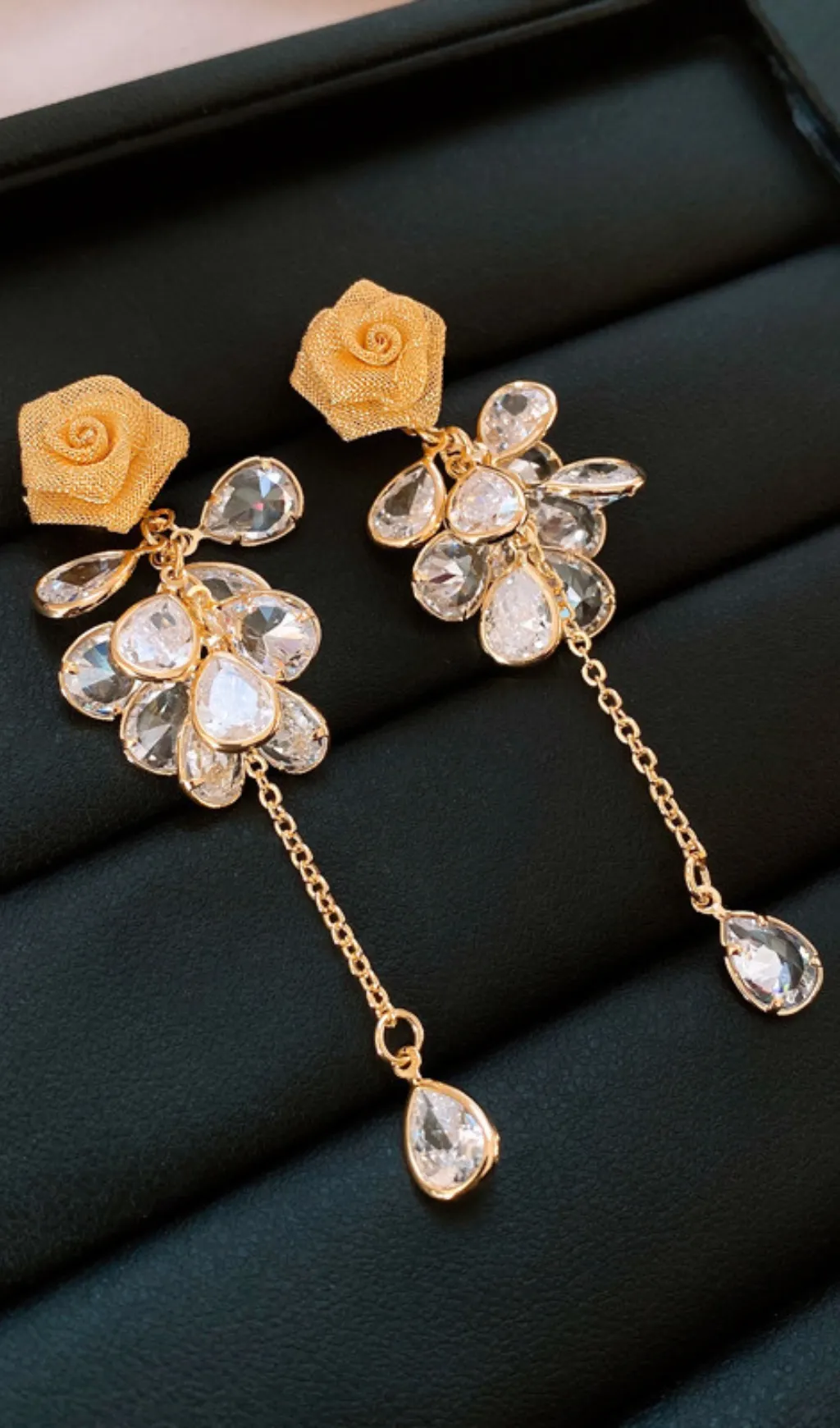 DIDIER FLORAL MUST-HAVE EARRINGS - OWNCI