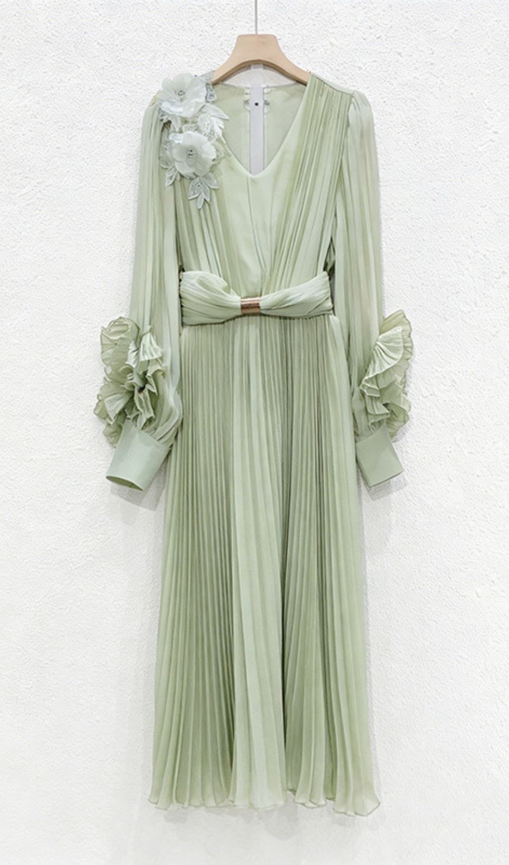 Fashionslee Women Khadija Long Sleeve Flower Pleated Maxi Dress