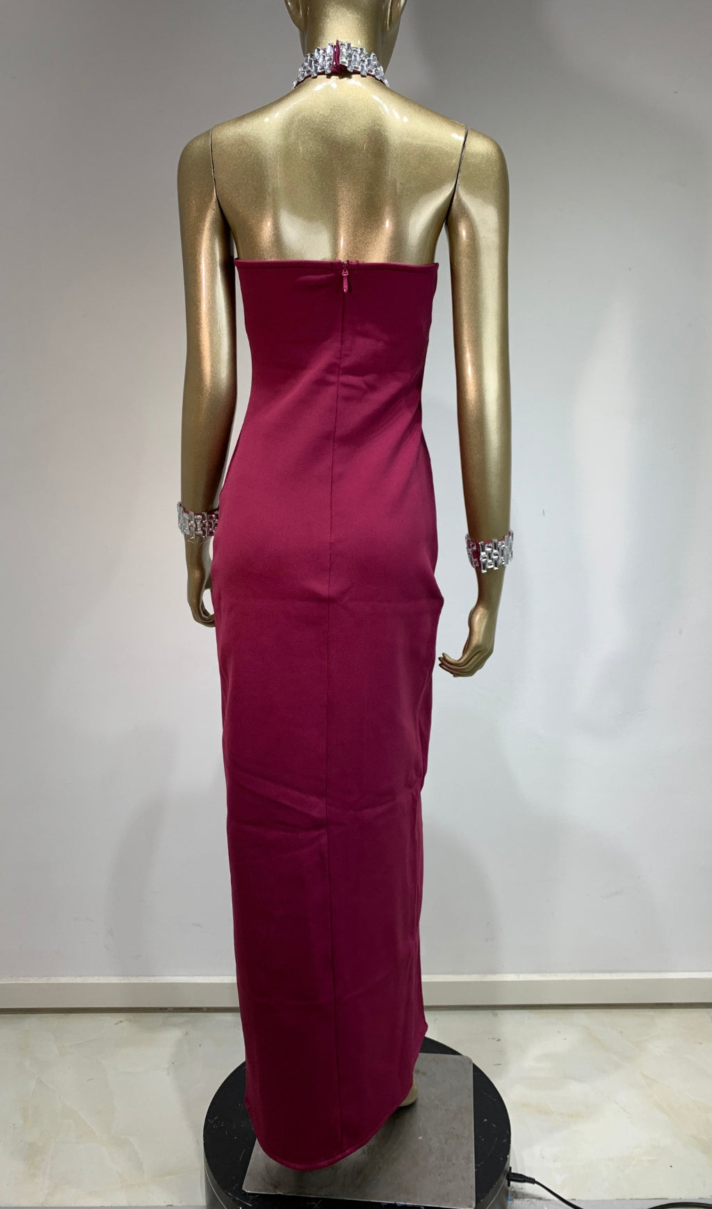 Fashionslee Women Bubba Bandage Maxi Dress With Diamond Choker And Bracelet