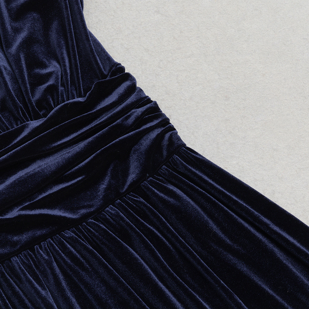 b113b64a65a519a6a47c058946c3b7ff.jpeg Fashionslee Women Antoon Ruched Waist Velvet Maxi Dress