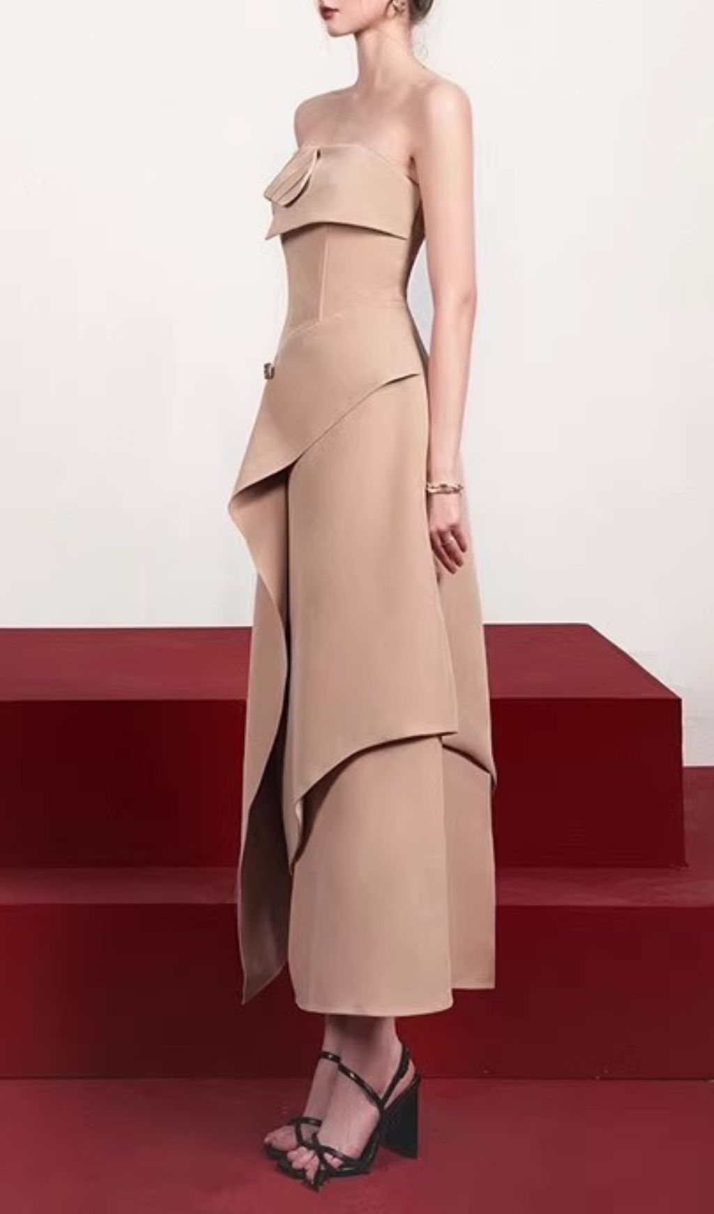 Fashionslee Women Jasmin Strapless Midi Dress