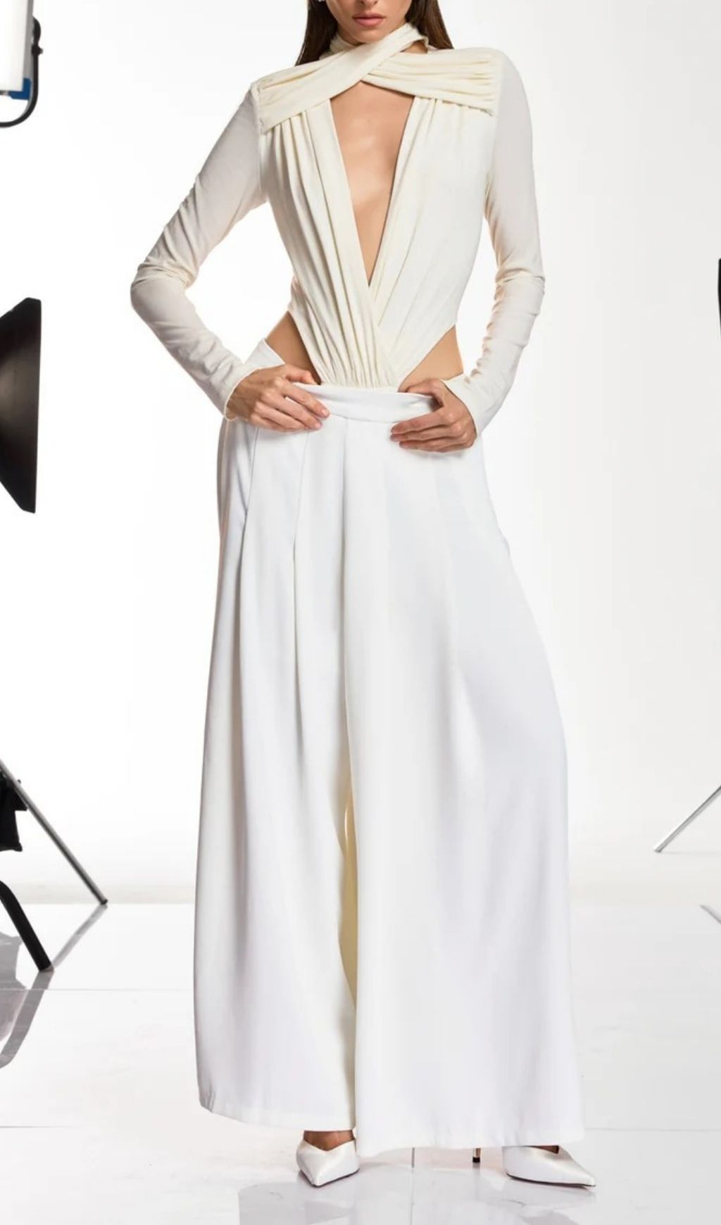 b1b10dc50cda02f9773f2b3b26ebca48.jpg Fashionslee Women Dangela Long Sleeve Ruched Bodysuit