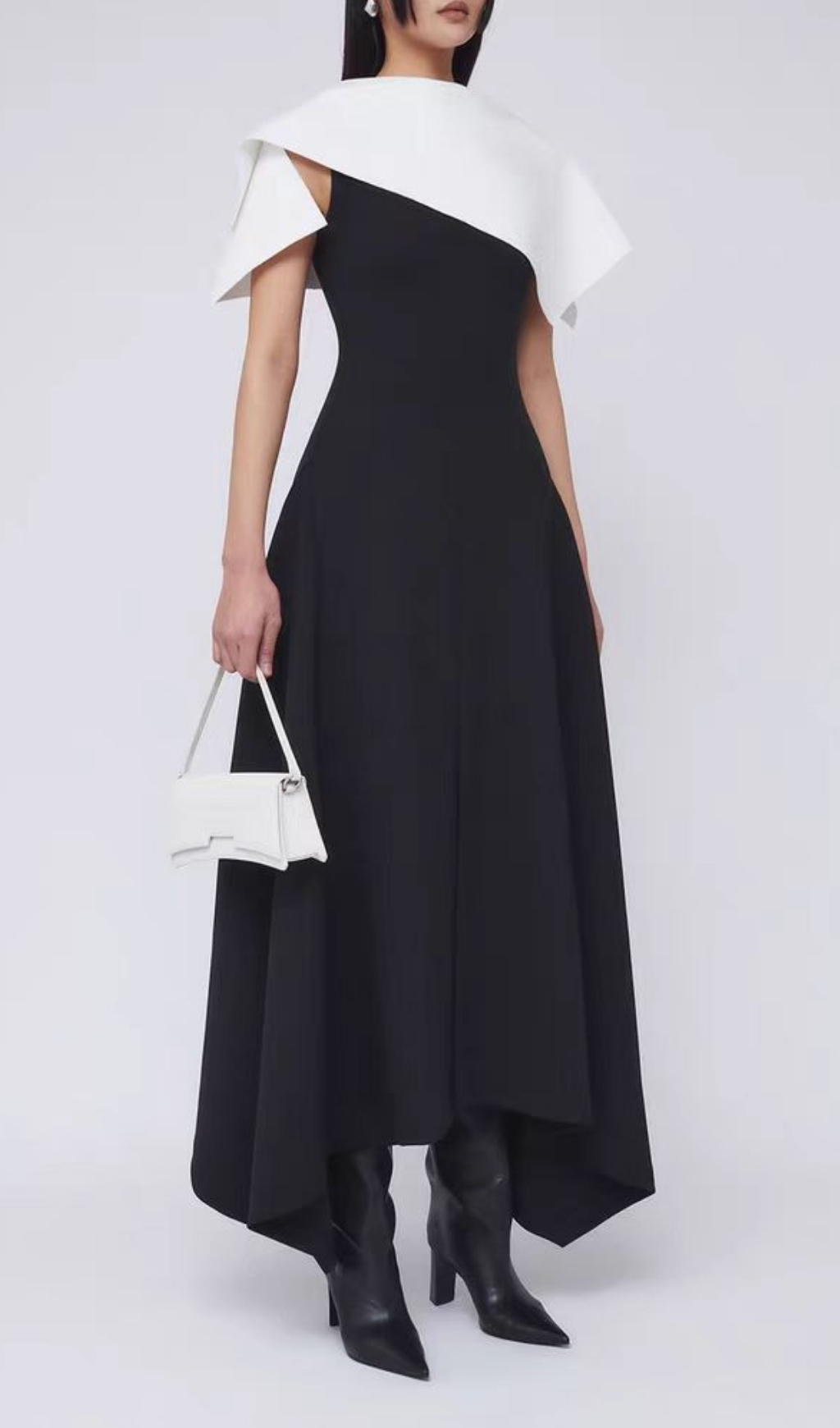 BLACK JEWEL NECK VIRAL MIDI DRESS - OWNCI BLACK JEWEL NECK VIRAL MIDI DRESS - OWNCI