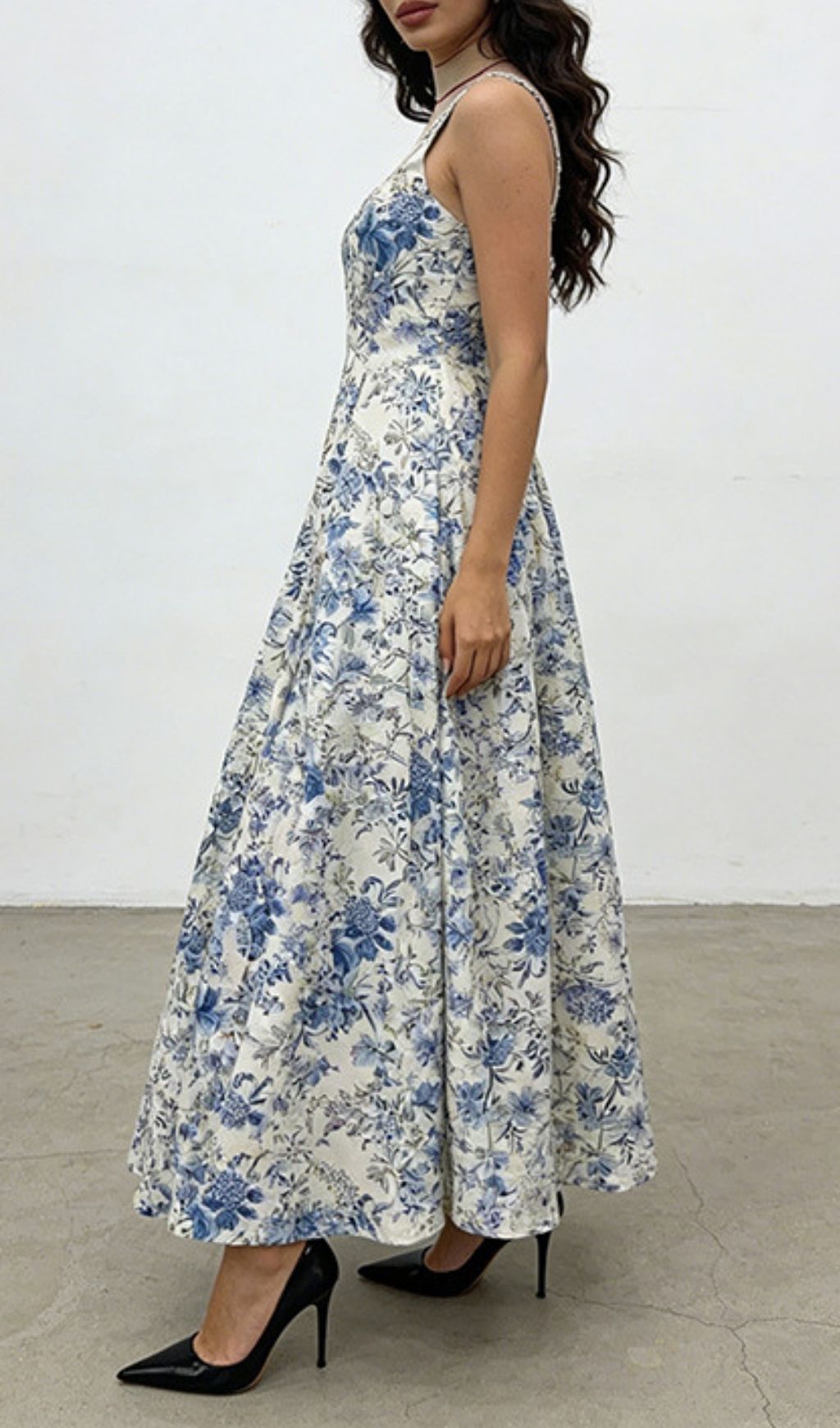 b2aec34fdcd4240ee215af760a7b9acf.jpg Fashionslee Women Kenia Blue Strappy Floral Maxi Dress