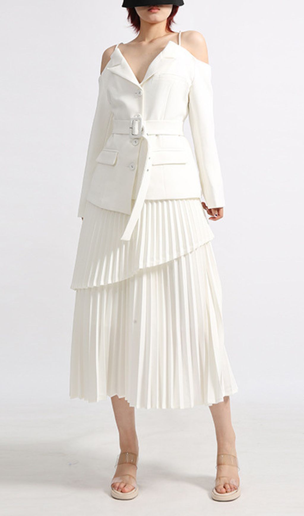b34052987377862f3c0d16ead3084b25.jpg Fashionslee Women Eluana White Pleated Skirt Set