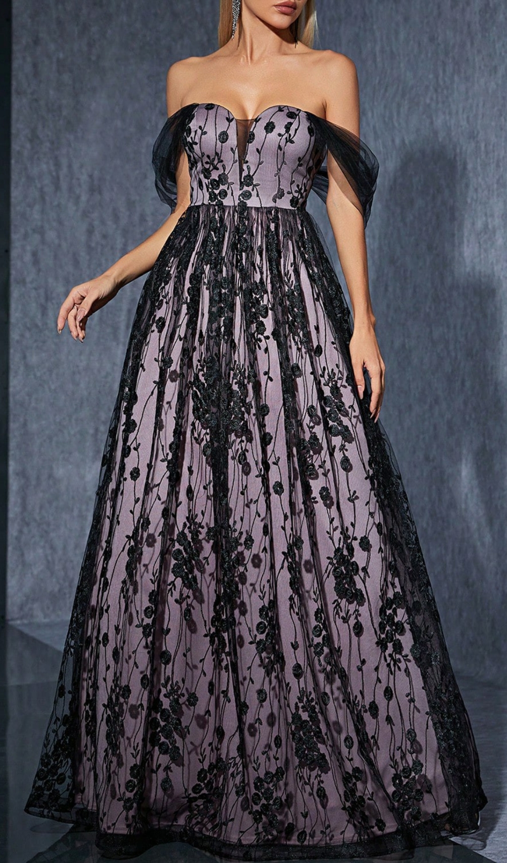 Fashionslee Women Darrah Floral Off-Shoulder Maxi Dress
