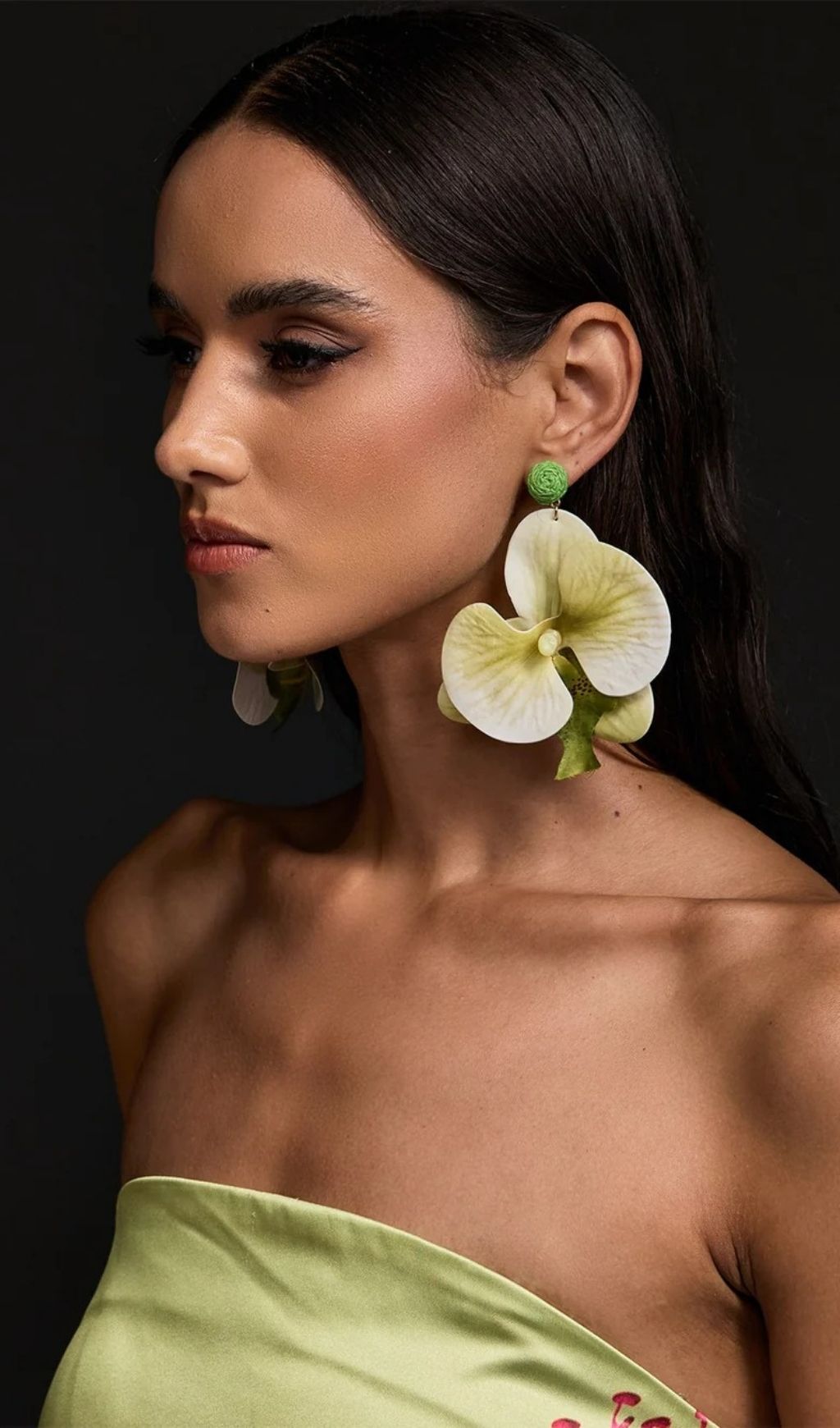 b53f6c776fb46aa16853a518dbd857d6.jpg Fashionslee Women Olatunde Flower Earrings