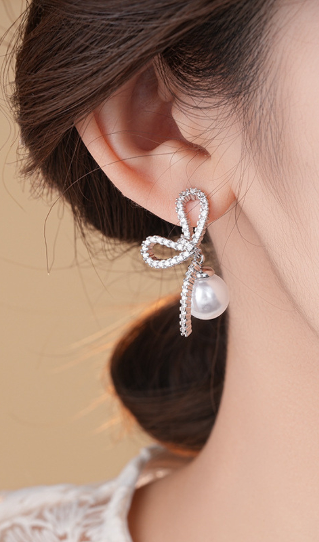 b5a81895cf9e332664c5f53588c43f6f.jpg Fashionslee Women Dianne Pearl Earrings