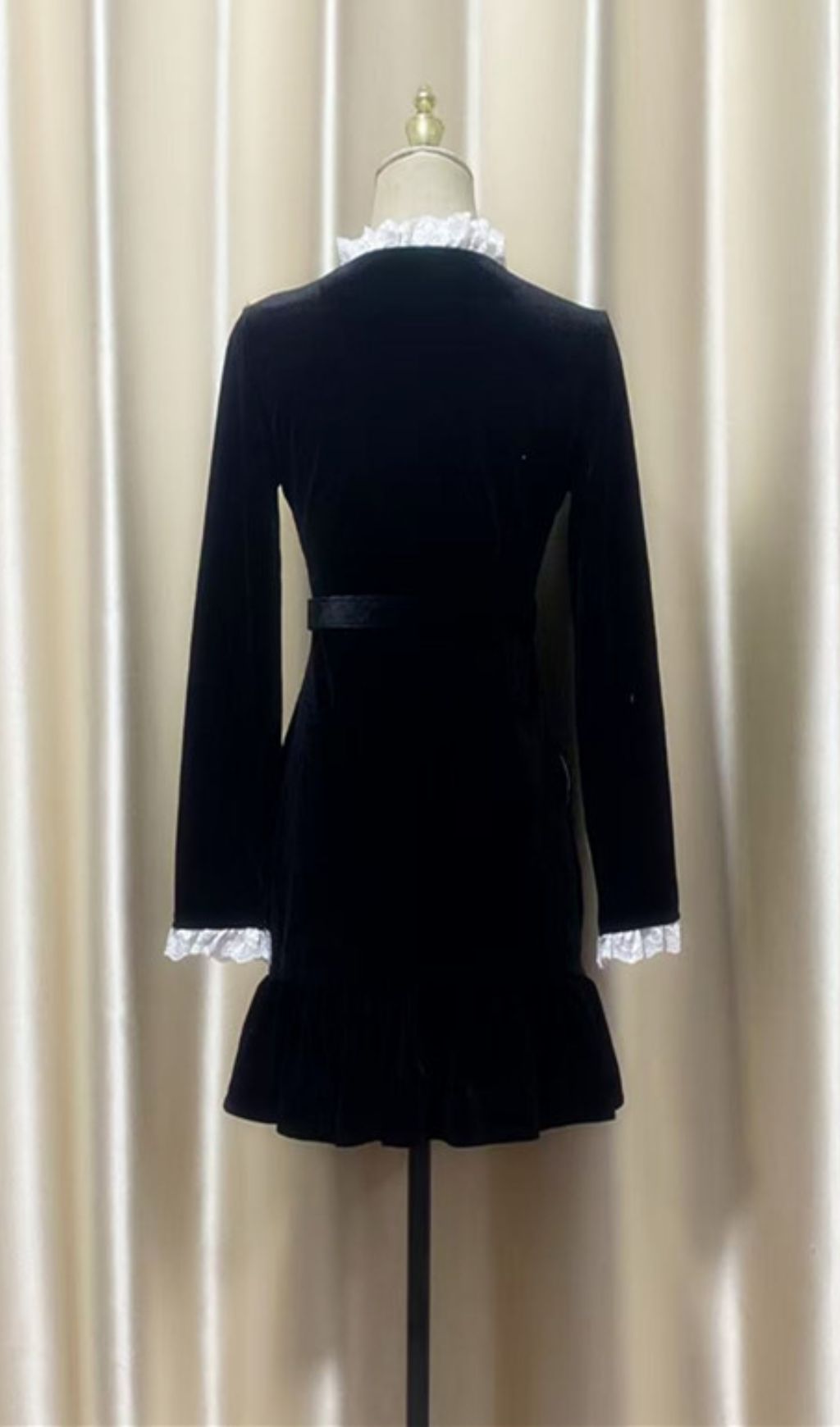 Fashionslee Women Hiraani Black Long Sleeve Lace Mini Dress