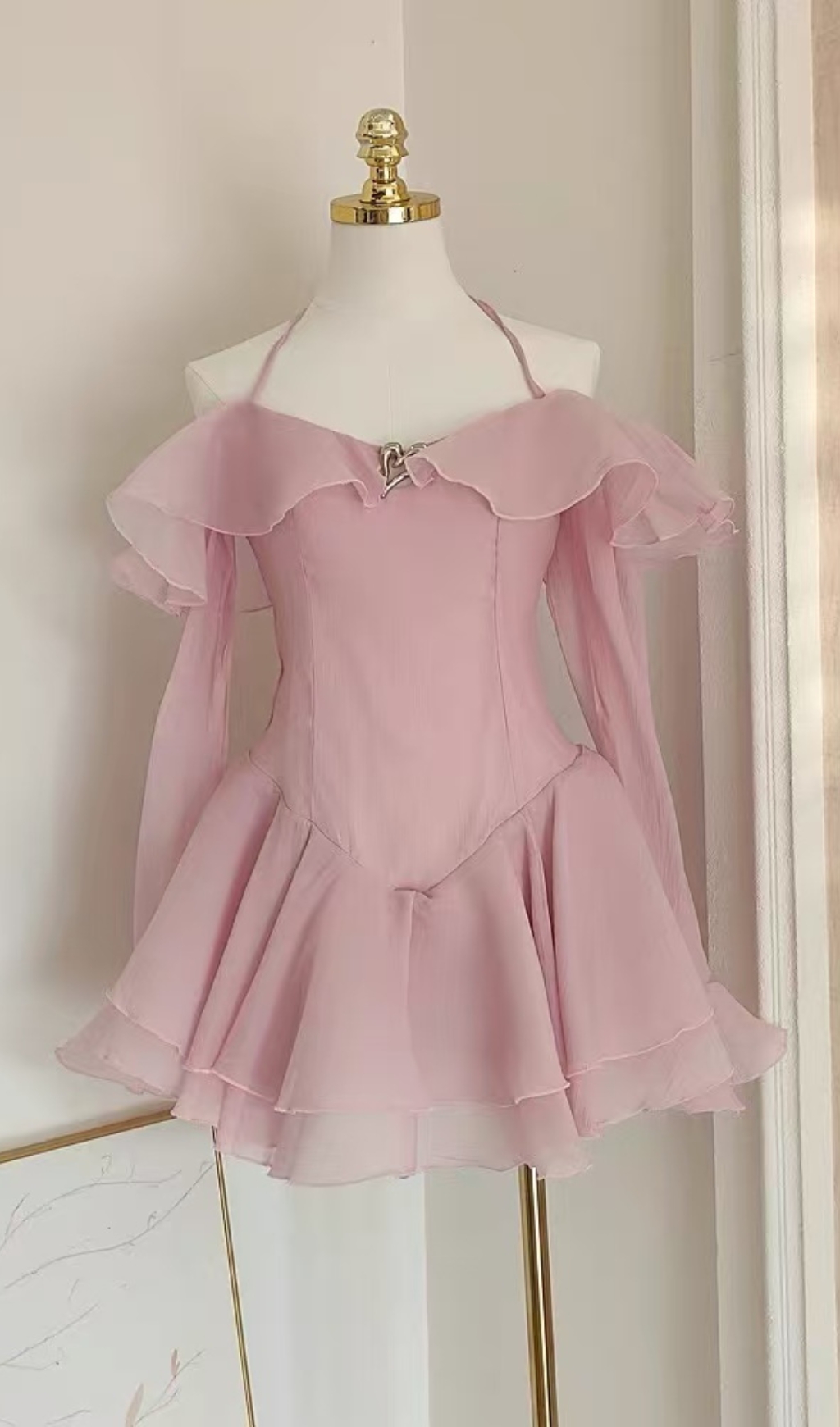 b808378e1294055e27d80fcdc367cf70.jpg Fashionslee Women Brandee Pink Long Sleeve Ruffle Hem Mini Dress