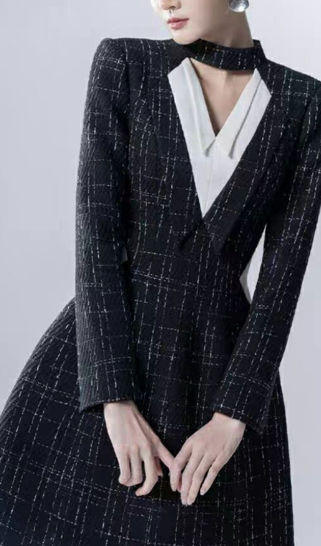 b87bf96213767ac8eacbf7426402ba26.jpeg Fashionslee Women Halter V-Neck A-Line Jacket Dress In Black