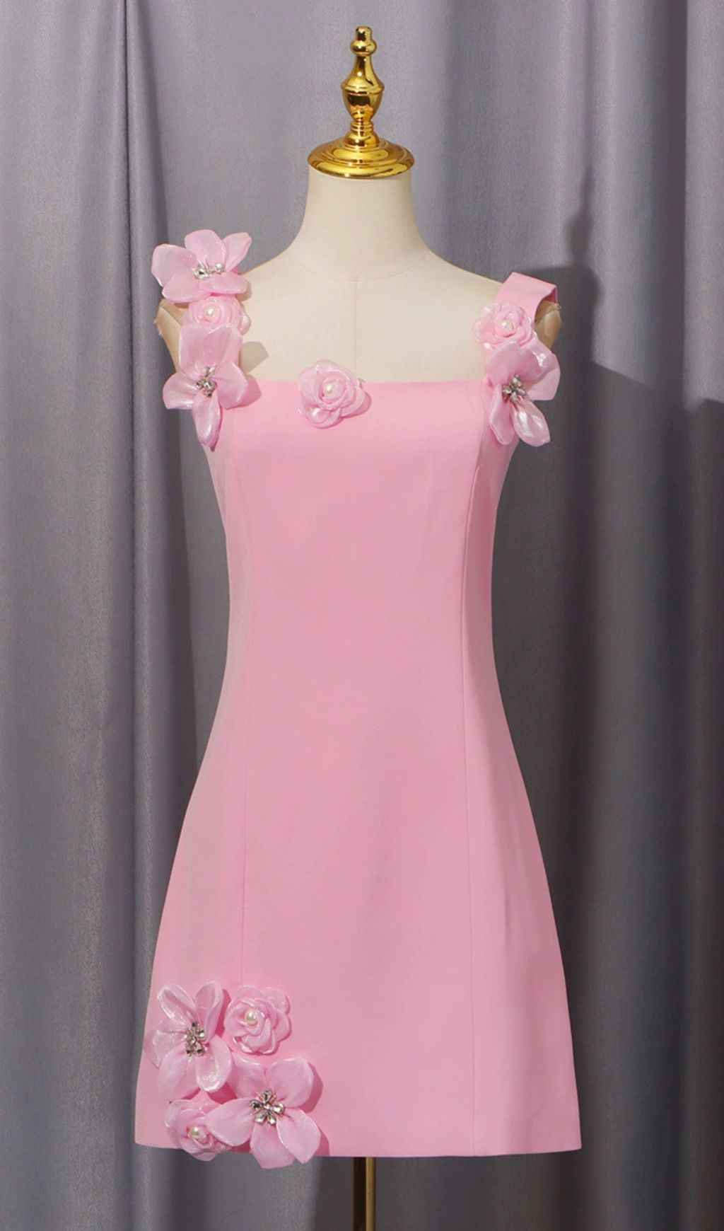 b8b89e577b35eadb51604d0265128d39.jpg Fashionslee Women Glison 3D Flower Embellished Mini Dress