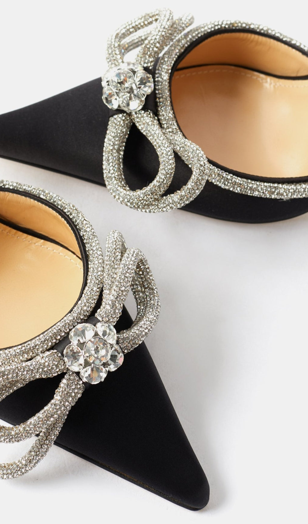 BLACK SATIN BOW HEELS – TRENDING VIRAL - OWNCI BLACK SATIN BOW HEELS – TRENDING VIRAL - OWNCI