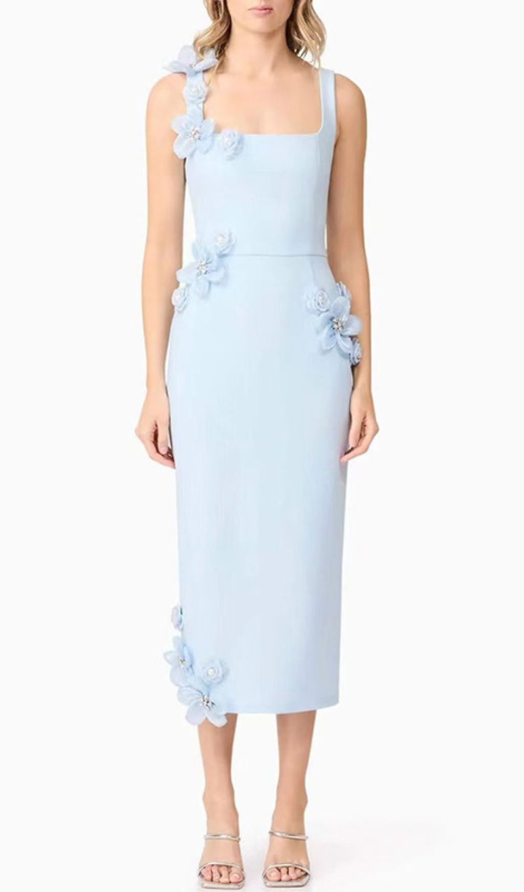 Fashionslee Women Harper Blue Flower Embellished Midi Dress