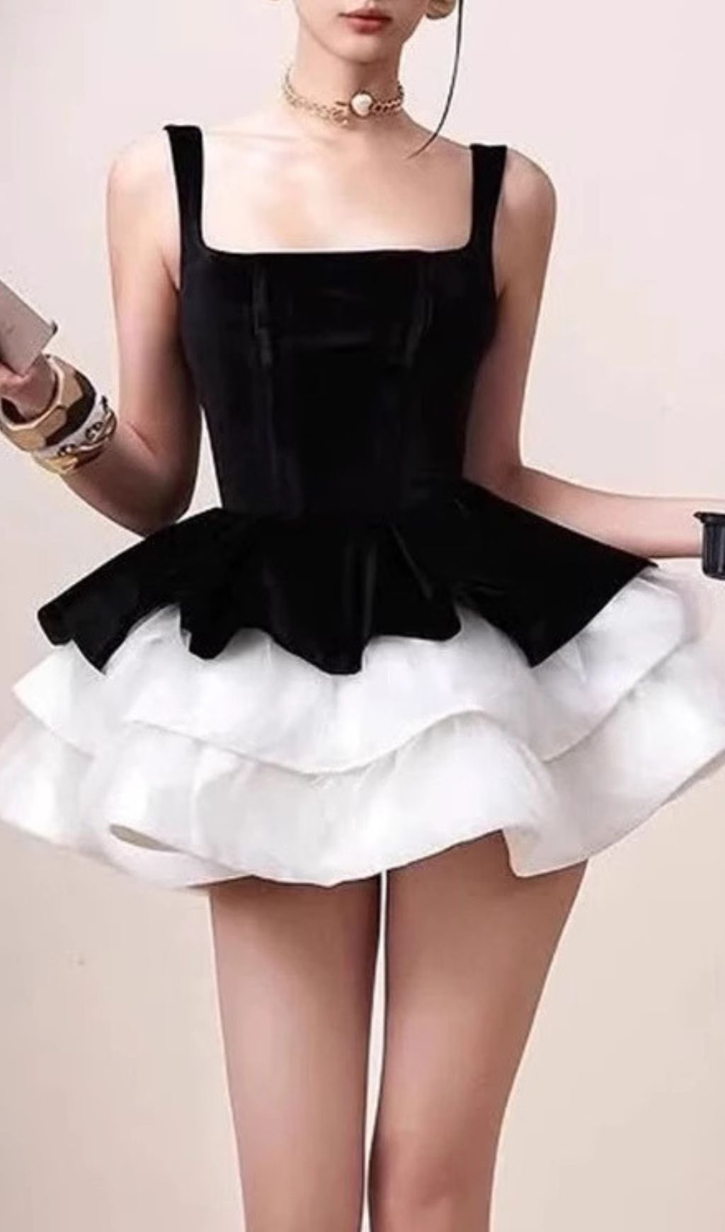bb7ce1344ea29e2408c7e1bdd98bab6d.jpg Fashionslee Women Floyce Black White Patchwork Mini Dress