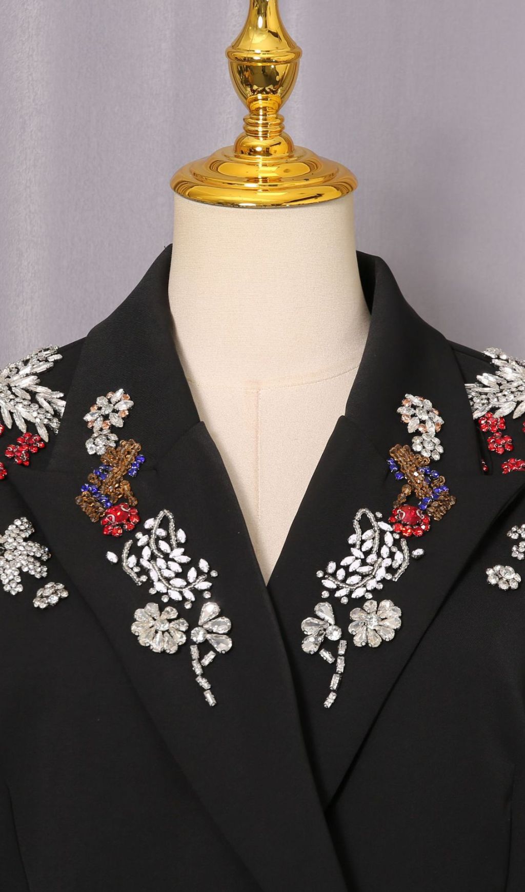 Fashionslee Women Idoya Diamante Flower Blazer