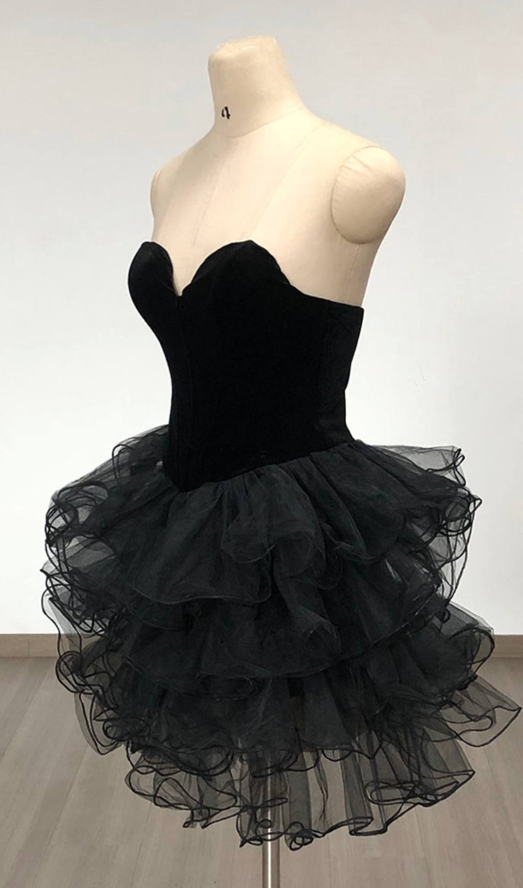 bcc22b6114ac4686a513a1265cb56453.jpg Fashionslee Women Charmian Black Velvet Mesh Mini Dress