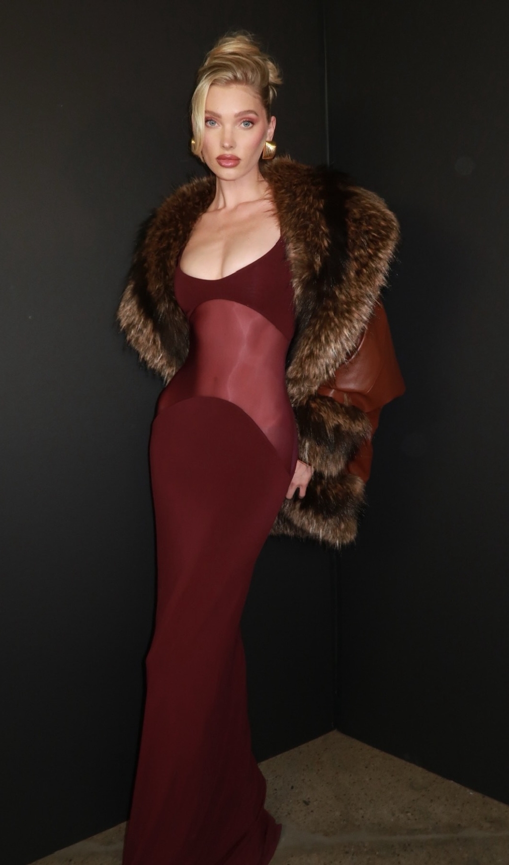 be6eb566f87aa287a11e28236174fc11.jpg Fashionslee Women Mesh Insert Maxi Dress Burgundy
