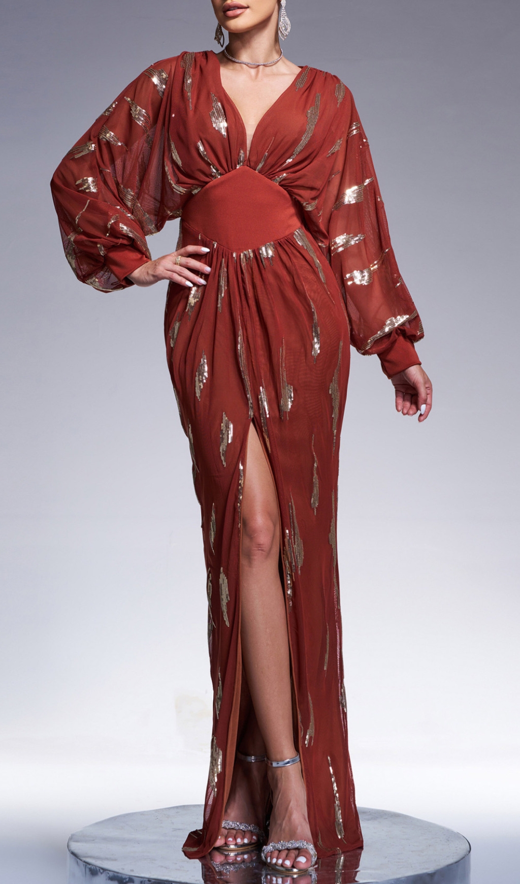 bead3d19429ef7ca371a6f8d6ad7ae17.jpg Fashionslee Women Briallen V-Neck Long Sleeve Maxi Dress