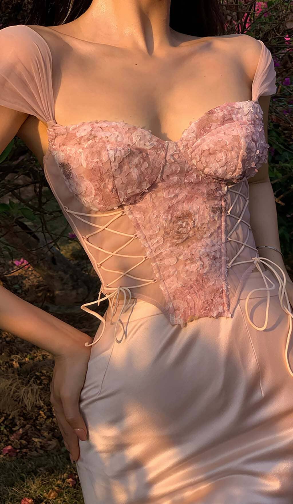 Fashionslee Women Floral Embroidery Lace Up Corset Top