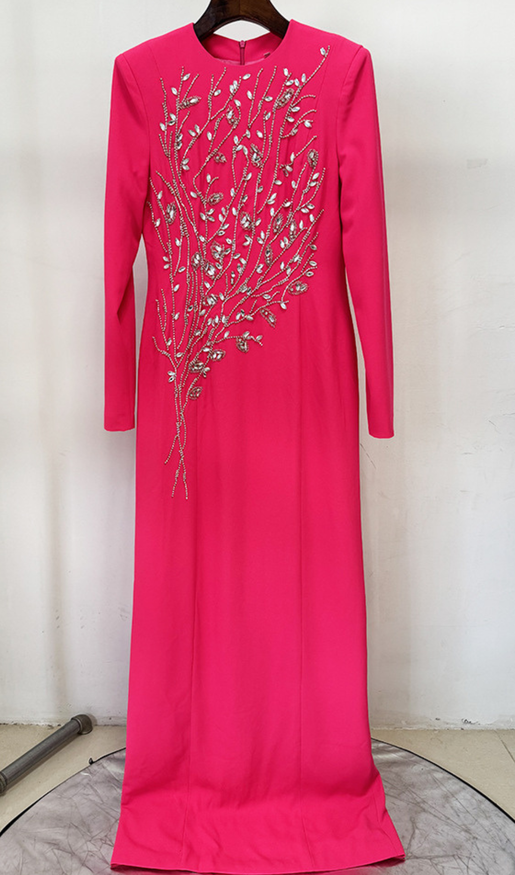 c099c027806ec327ef0ee491b9f34c93.png Fashionslee Women Gaiana Crystal Long Sleeve Maxi Dress