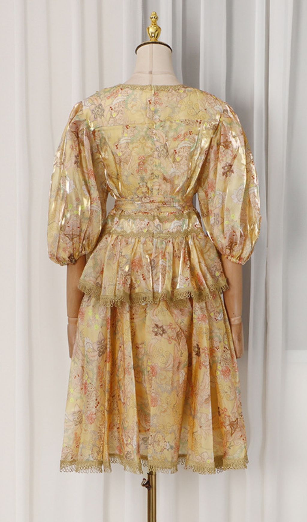 c130d9f3a46c60d8228b2765f42e6586.jpg Fashionslee Women Kirra Yellow V-Neck Printed Puff Sleeve Midi Dress