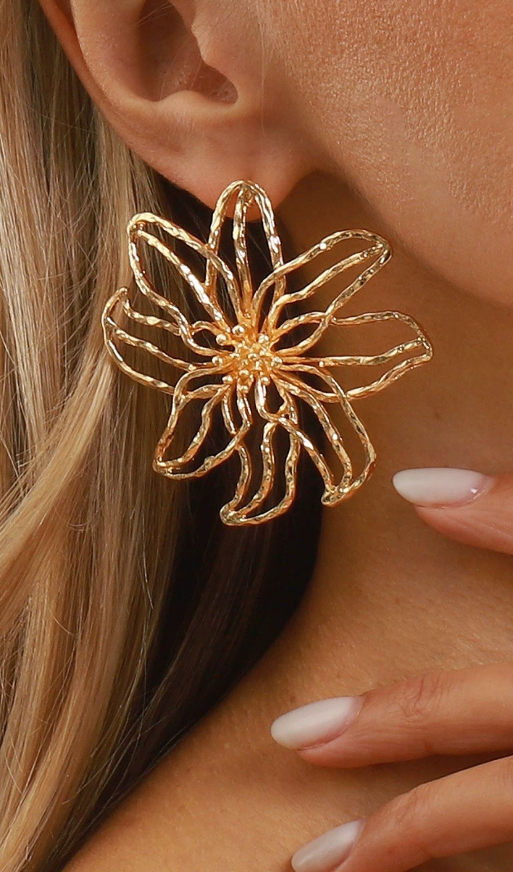 c160078bce4b791d11da47b0fe7a4308.jpg Fashionslee Women Juji Flower Earrings