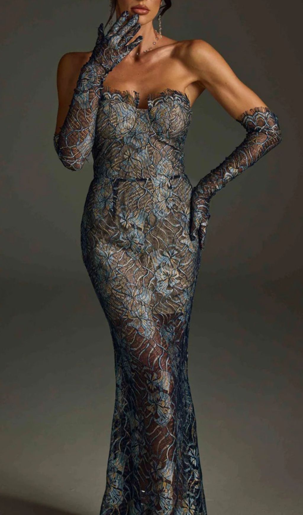 c16adf8e700efd4210bc6f2da8ba7d6e.jpg Fashionslee Women Javion Strapless Lace Floral Maxi Dress