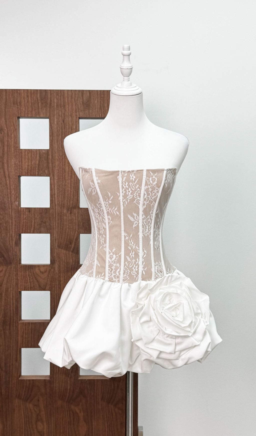 Fashionslee Women Irene White Strapless Corset Flower Mini Dress