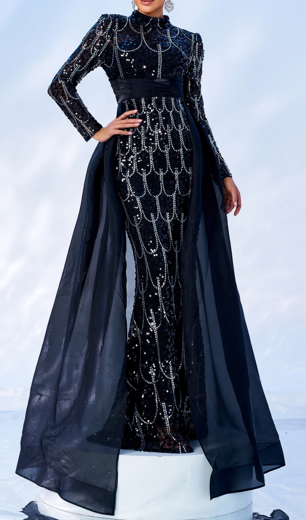 Fashionslee Women Concha Black Sequin Long Sleeve Maxi Dress