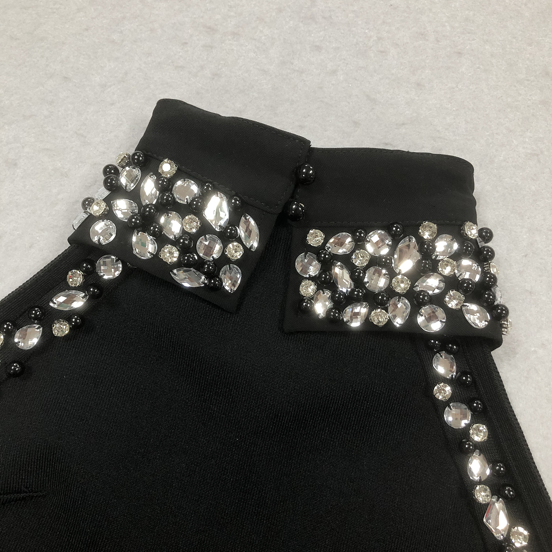 c4bf8d82b69da7878ca4b0b31575f6f9.jpg Fashionslee Women Elinor Black Diamond Halter Maxi Dress