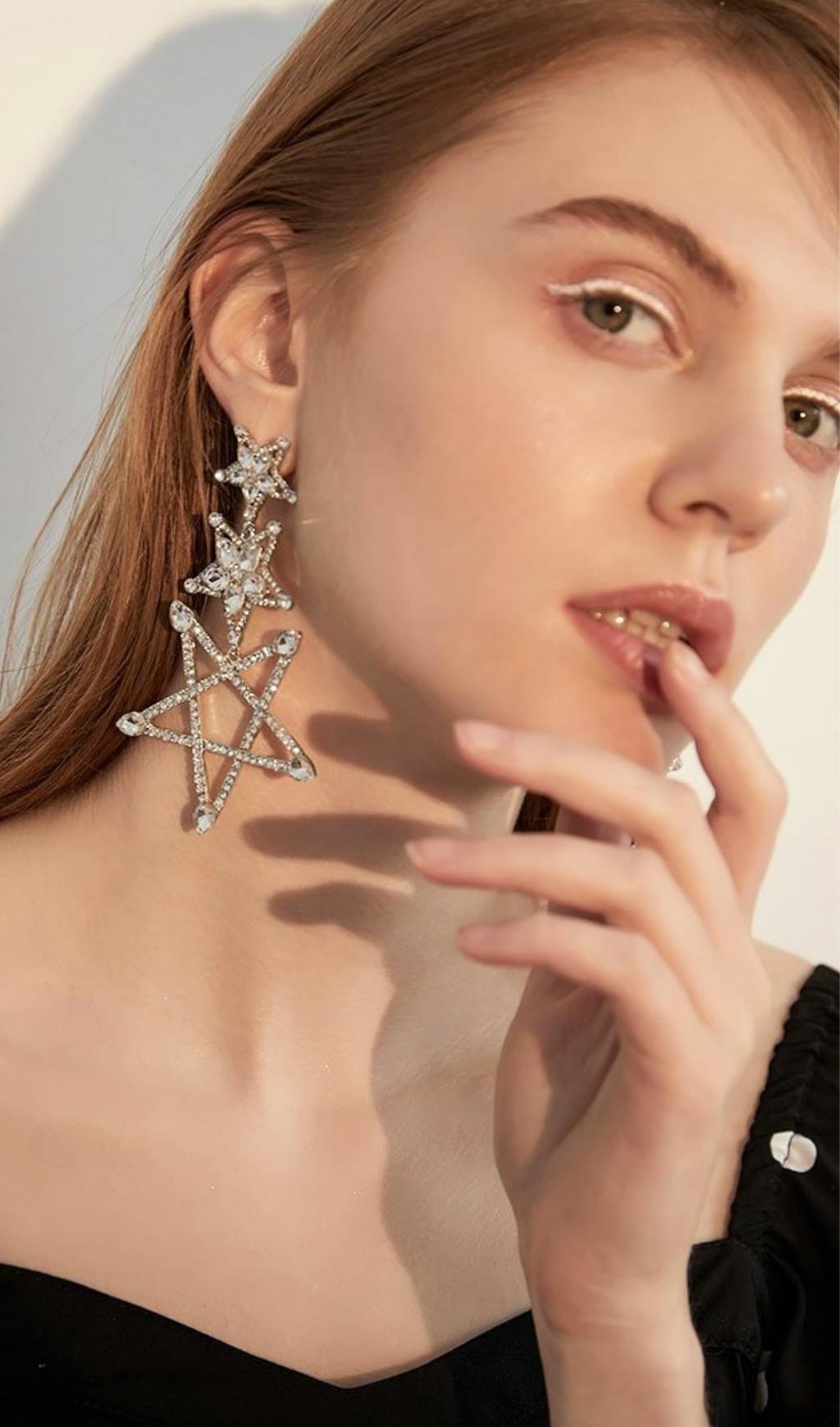 c5e7d1642f0640fd44793fa7cd1a5c78.jpeg Fashionslee Women Artan Silver Pentagram Rhinestone Earrings