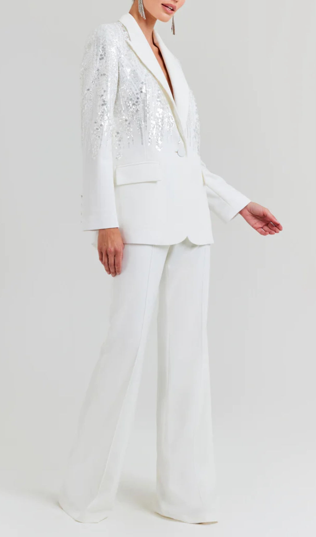c6acbf8ee262838930f9fad670b6e912.jpeg Fashionslee Women Anush White Sequin Blazer