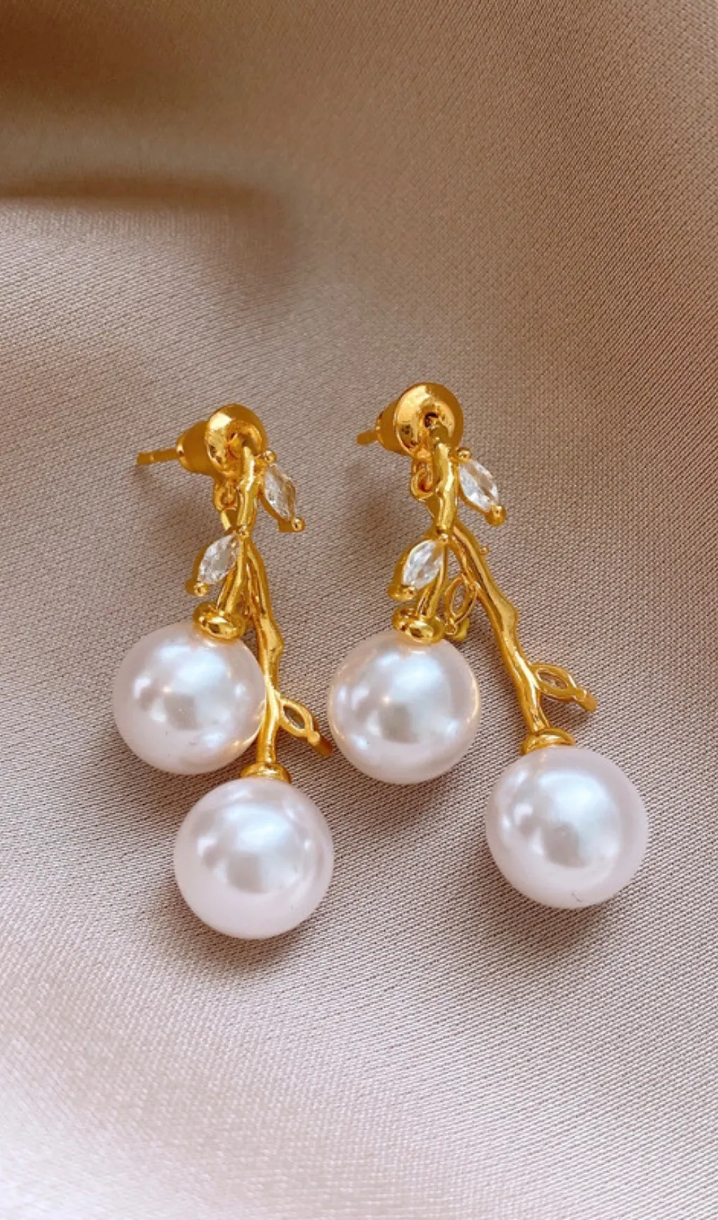 TRENDING PEARL STUD EARRINGS VIRAL - OWNCI TRENDING PEARL STUD EARRINGS VIRAL - OWNCI