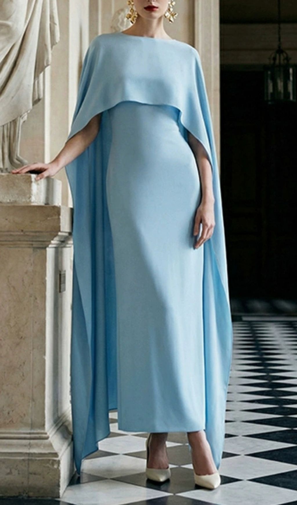 c6db3c523ebe5ec8a1a436aacd2bdb99.jpg Fashionslee Women Kiya Maxi Dress With Cape